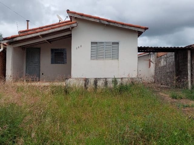Casa com 300m² 2 quartos e 1 banheiro, à venda, no bairro Jandaia Residencial Parque em Birigüi