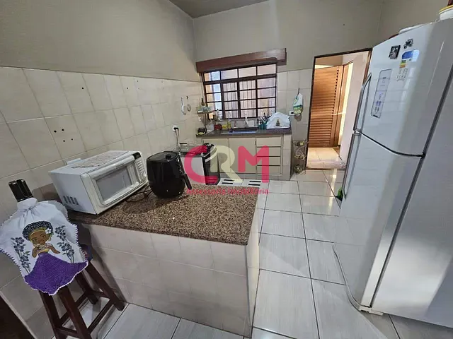 Casa com 200m² 3 quartos e 2 banheiros, à venda, no bairro Centro (Jurupema) em Taquaritinga