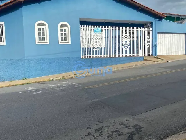 Casa com 200m² 3 quartos e 3 banheiros, à venda, no bairro Vila Santa Libânia em Bragança Paulista