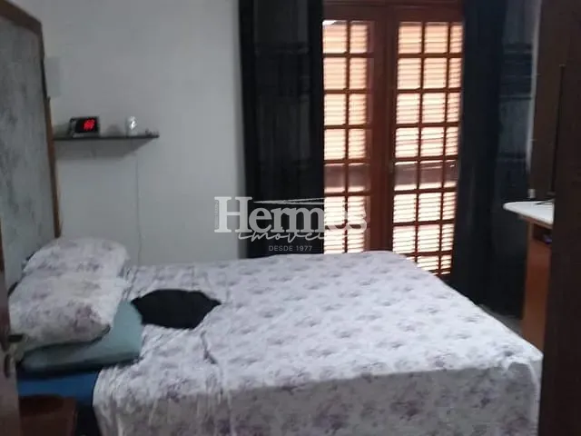 Casa com 409m² 4 quartos e 3 banheiros, à venda, no bairro Jardim Europa em Paulínia