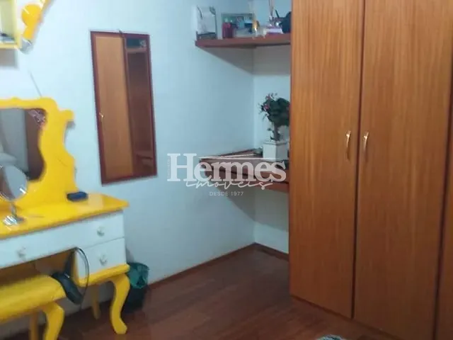 Casa com 409m² 4 quartos e 3 banheiros, à venda, no bairro Jardim Europa em Paulínia