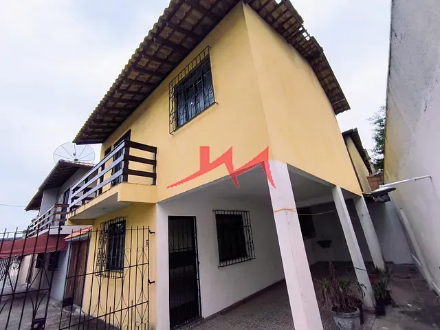 Casa com 100m² 3 quartos e 3 banheiros, à venda, no bairro Colubande em São Gonçalo