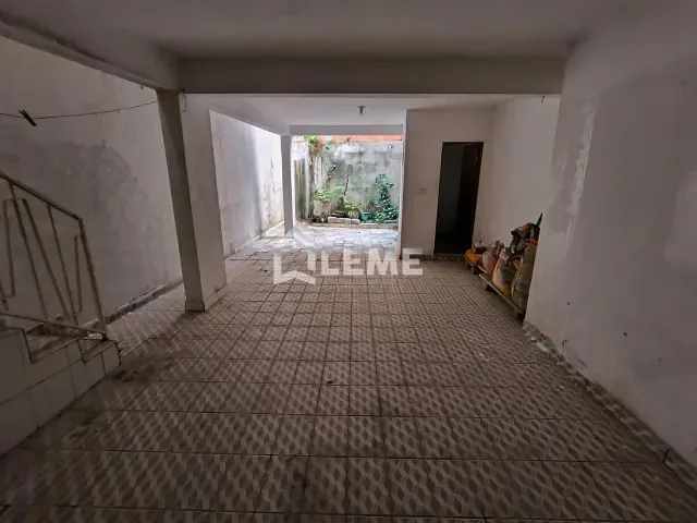 Casa 2 quartos e 1 banheiro, à venda, no bairro Jardim Zaira em Mauá