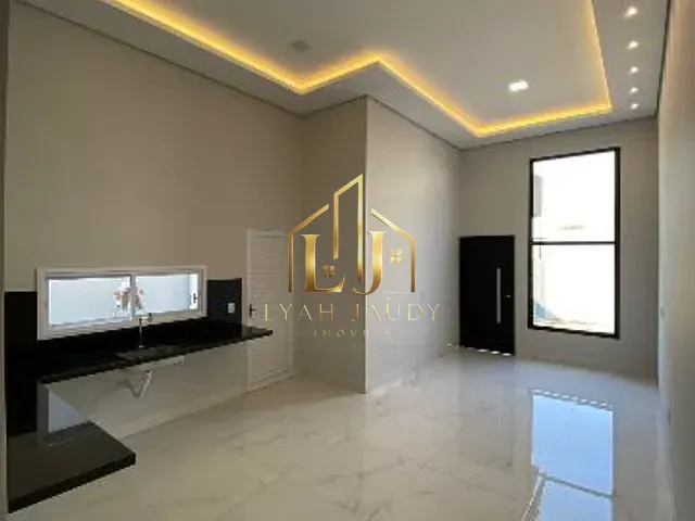 Casa com 216m² 3 quartos e 3 banheiros, à venda, no bairro Centro-Sul em Várzea Grande