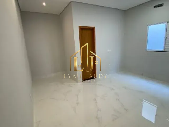 Casa com 216m² 3 quartos e 3 banheiros, à venda, no bairro Centro-Sul em Várzea Grande