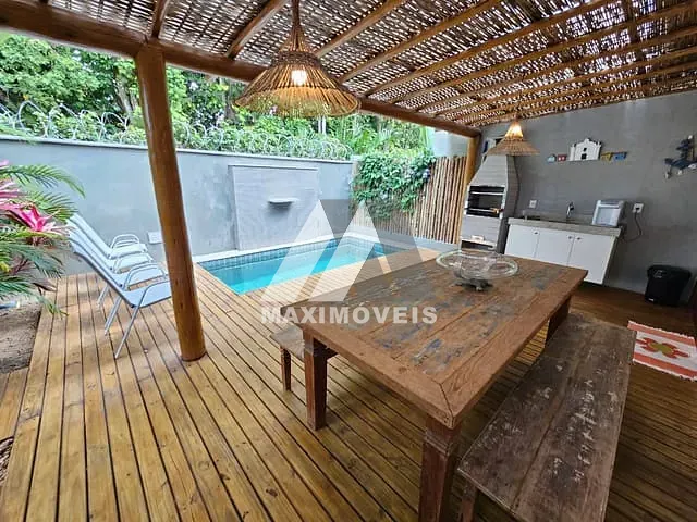 Casa 4 quartos e 4 banheiros, à venda, no bairro Arraial D'Ajuda em Porto Seguro