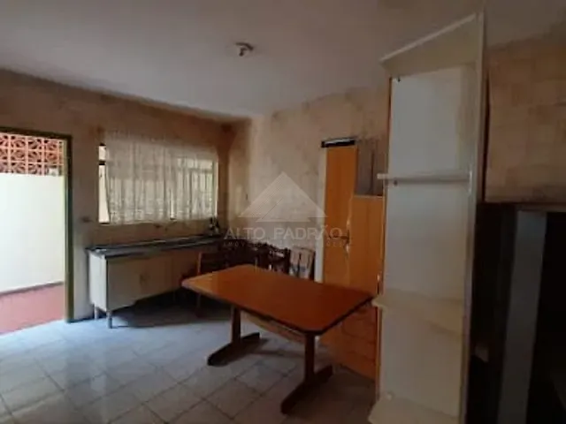 Casa com 245m² 2 quartos e 1 banheiro, à venda, no bairro Jardim Zaira em Mauá