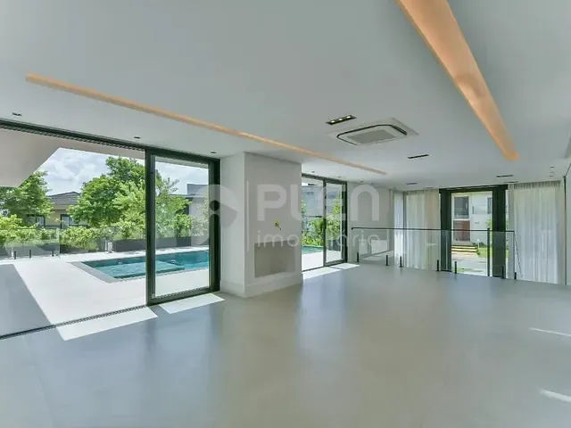 Casa com 620m² 4 quartos e 5 banheiros, à venda, no bairro Alphaville em Santana de Parnaíba