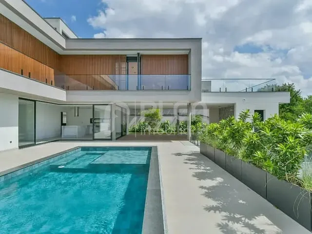 Casa com 620m² 4 quartos e 5 banheiros, à venda, no bairro Alphaville em Santana de Parnaíba
