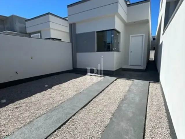 Casa 2 quartos e 1 banheiro, à venda, no bairro Areias em Tijucas