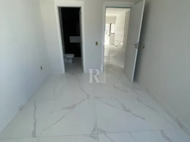 Casa 2 quartos e 1 banheiro, à venda, no bairro Areias em Tijucas