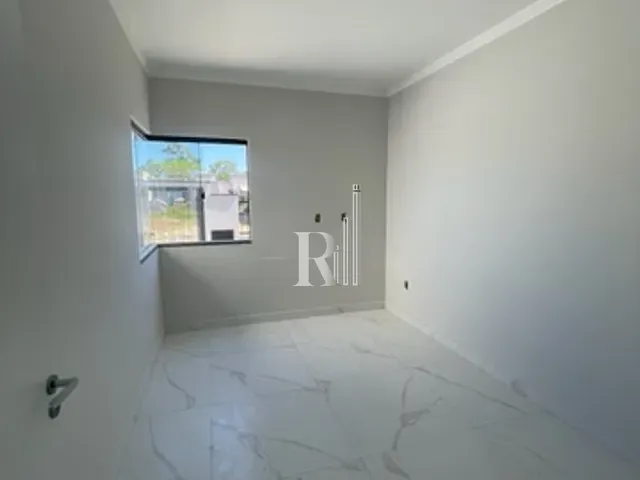 Casa 2 quartos e 1 banheiro, à venda, no bairro Areias em Tijucas