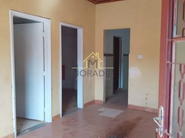 Casa com 308m² 3 quartos e 2 banheiros, à venda, no bairro Vila Santa Bárbara em Guaxupé