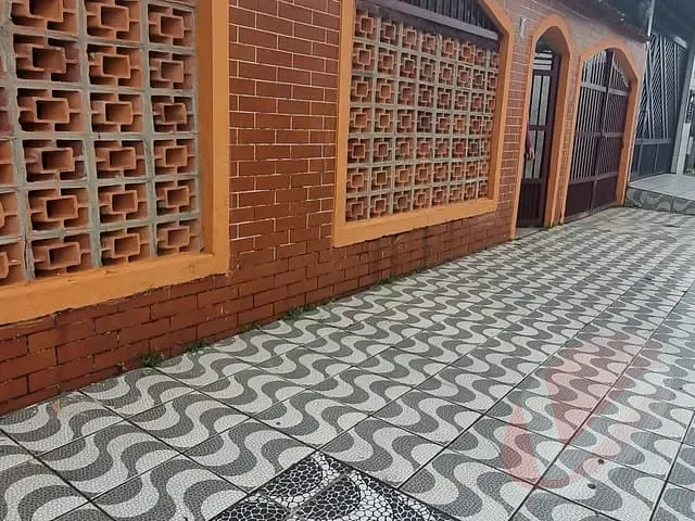 Casa com 140m² 3 quartos e 2 banheiros, à venda, no bairro Real em Praia Grande