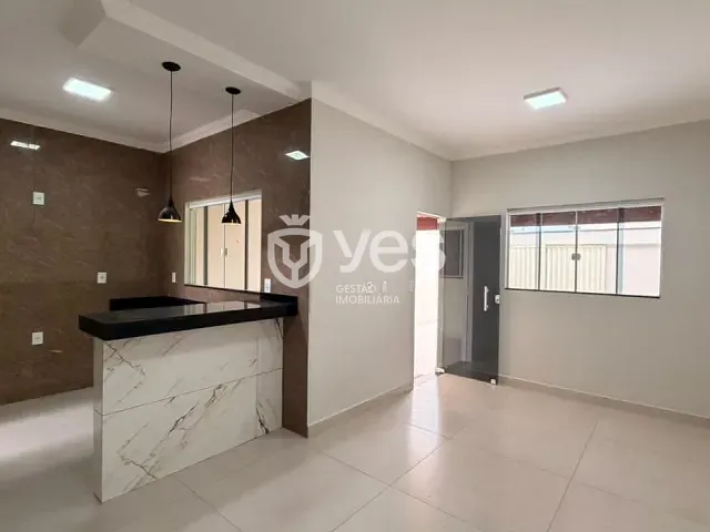 Casa 3 quartos e 2 banheiros, à venda, no bairro Parque das Mangabeiras em Araxá