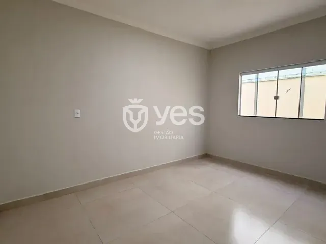 Casa 3 quartos e 2 banheiros, à venda, no bairro Parque das Mangabeiras em Araxá