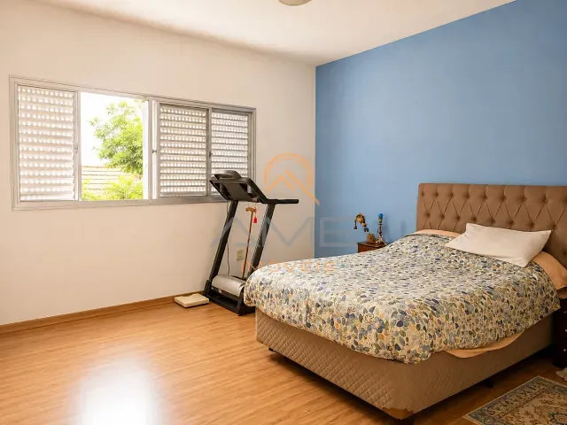 Casa 5 quartos e 2 banheiros, à venda, no bairro Laranjal em Pelotas