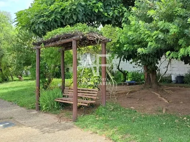 Casa com 308m² 3 quartos e 4 banheiros, à venda, no bairro Areão em Taubaté