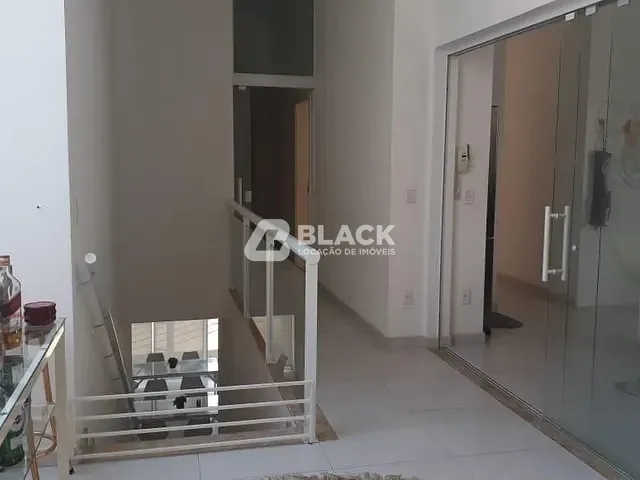 Casa com 600m² 4 quartos e 5 banheiros, à venda ou para alugar, no bairro Chácaras Primavera em Itu