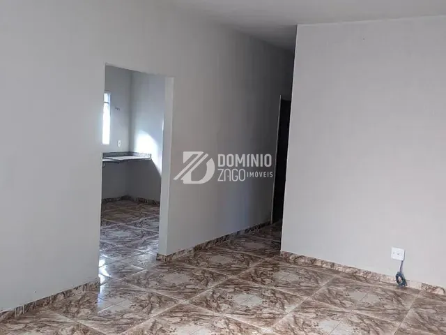 Casa com 250m² 2 quartos e 1 banheiro, à venda, no bairro Residencial Estados Unidos em Uberaba