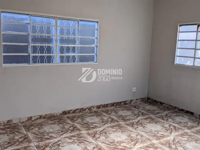 Casa com 250m² 2 quartos e 1 banheiro, à venda, no bairro Residencial Estados Unidos em Uberaba