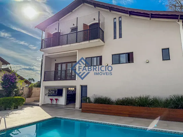 Casa 4 quartos e 6 banheiros, à venda, no bairro Marambaia em Vinhedo