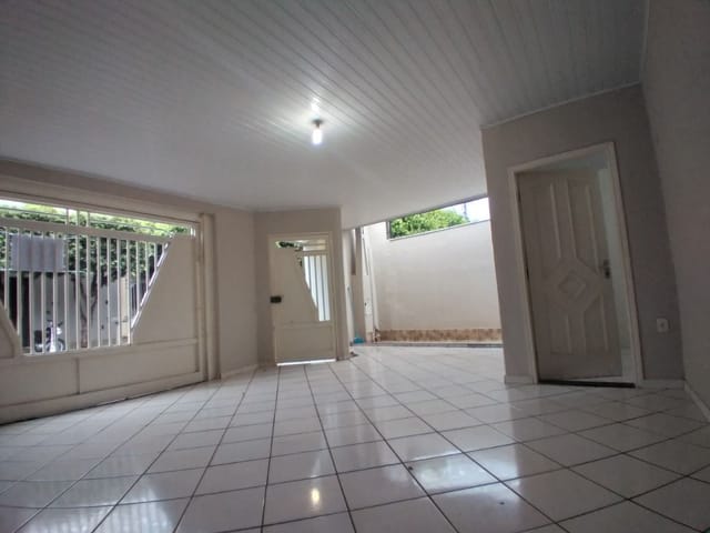 Casa com 170m² 2 quartos e 2 banheiros, à venda, no bairro Núcleo Habitacional Thereza Maria Barbieri em Birigüi
