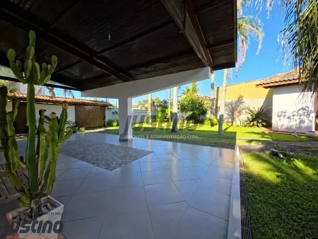 Casa com 1132m² 3 quartos e 2 banheiros, à venda, no bairro Praia dos Sonhos em Itanhaém