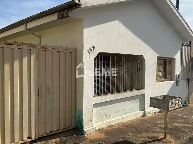 Casa com 200m² 2 quartos e 1 banheiro, à venda, no bairro Vila Santa Rosa em Mococa