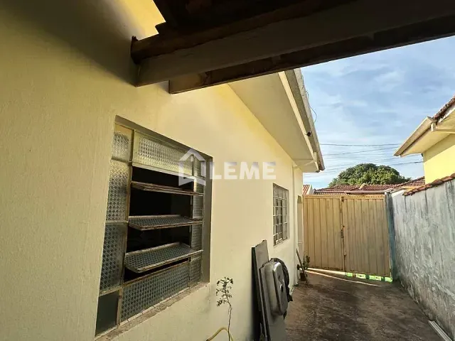 Casa com 200m² 2 quartos e 1 banheiro, à venda, no bairro Vila Santa Rosa em Mococa