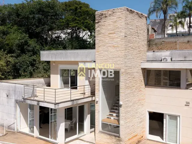 Casa com 1100m² 4 quartos e 2 banheiros, à venda, no bairro Loteamento Portal da Colina em Jundiaí