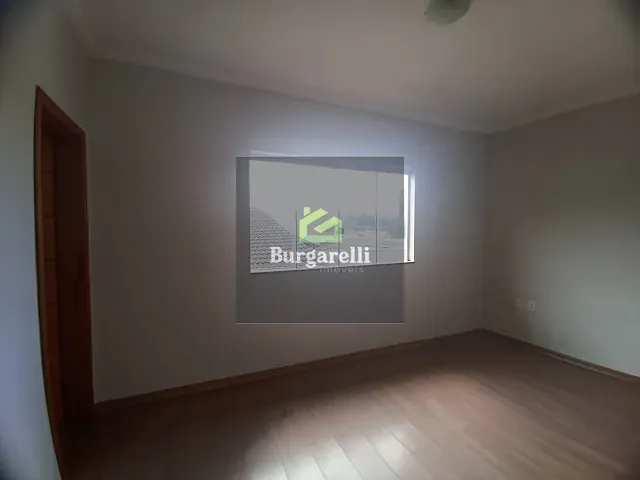 Casa com 100m² 4 quartos e 3 banheiros, para alugar, no bairro Jardim Campestre III em Lavras