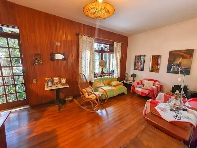 Casa com 104m² 3 quartos e 2 banheiros, à venda, no bairro Santa Cecília em Teresópolis