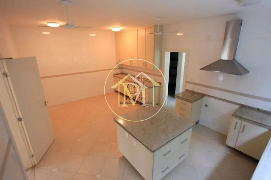 Casa, 3 quartos, 1066 m² - Foto 2