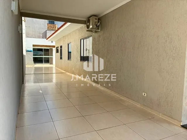 Casa com 160m² 3 quartos e 3 banheiros, para alugar, no bairro Jardim Portal do Lago em Apucarana