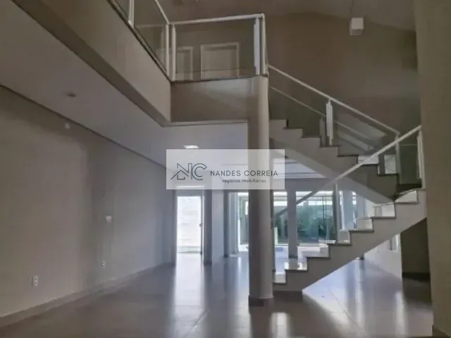 Casa 4 quartos e 5 banheiros, à venda, no bairro Esperança em Londrina
