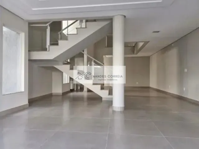 Casa 4 quartos e 5 banheiros, à venda, no bairro Esperança em Londrina