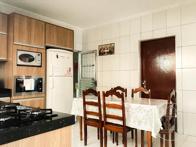 Casa com 272m² 3 quartos e 1 banheiro, à venda, no bairro Parque do Lago em São Paulo