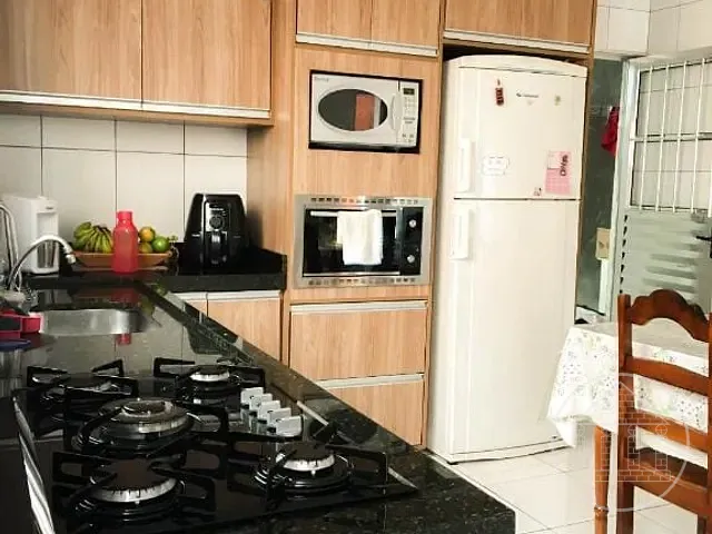 Casa com 272m² 3 quartos e 1 banheiro, à venda, no bairro Parque do Lago em São Paulo