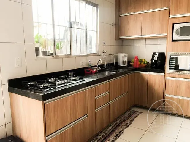 Casa com 272m² 3 quartos e 1 banheiro, à venda, no bairro Parque do Lago em São Paulo