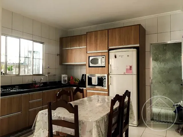 Casa com 272m² 3 quartos e 1 banheiro, à venda, no bairro Parque do Lago em São Paulo