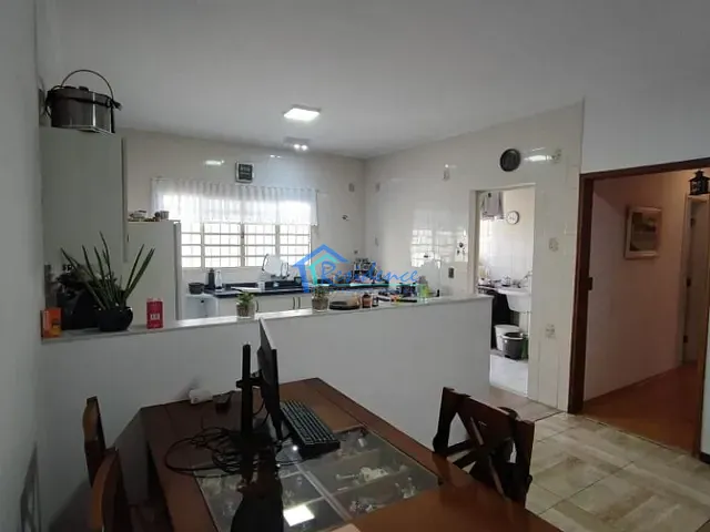 Casa com 250m², à venda, no bairro Vila Castelo Branco em Indaiatuba