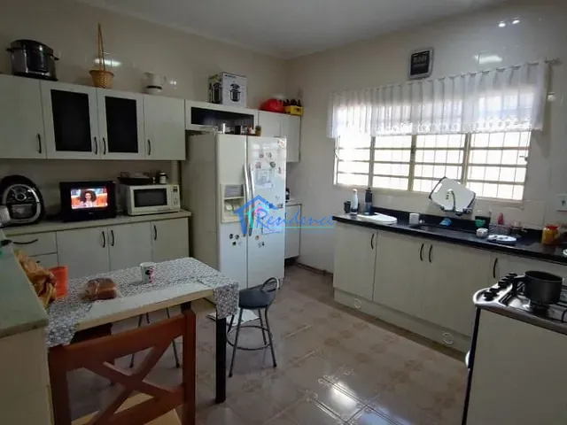 Casa com 250m², à venda, no bairro Vila Castelo Branco em Indaiatuba