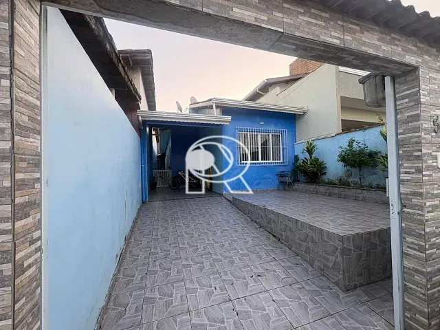 Casa 2 quartos e 2 banheiros, à venda, no bairro Jardim Brasil em Registro