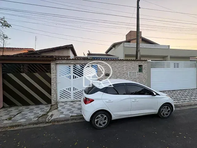 Casa 2 quartos e 2 banheiros, à venda, no bairro Jardim Brasil em Registro