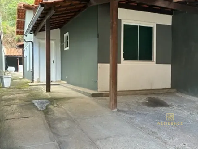 Casa 2 quartos e 1 banheiro, à venda, no bairro Centro em Barra do Piraí