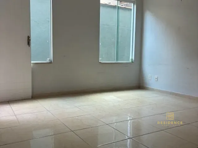Casa 2 quartos e 1 banheiro, à venda, no bairro Centro em Barra do Piraí