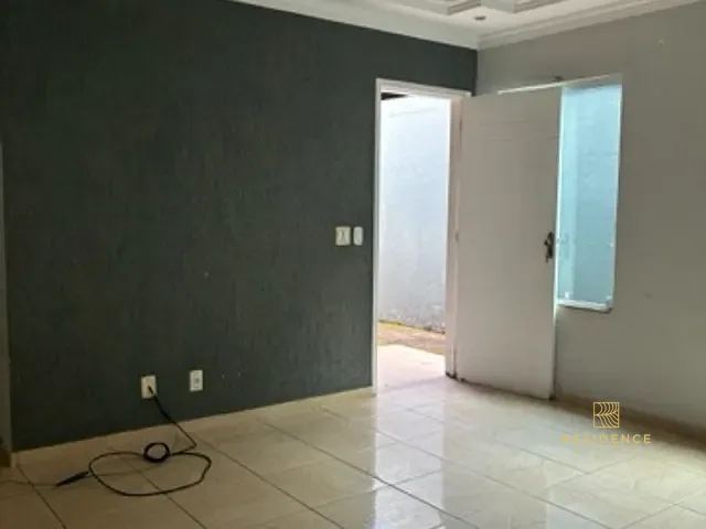 Casa 2 quartos e 1 banheiro, à venda, no bairro Centro em Barra do Piraí