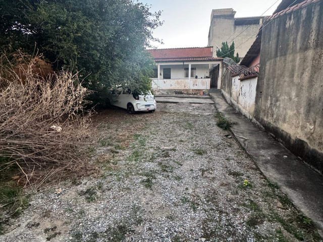 Casa com 250m² 6 quartos e 2 banheiros, à venda, no bairro Ribeiro de Abreu em Belo Horizonte
