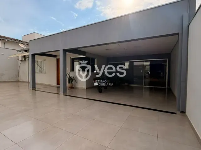 Casa 4 quartos e 2 banheiros, à venda, no bairro Jardim Europa II em Nova Serrana